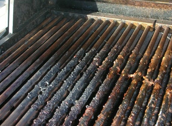The Best Way to Clean Rusty Grills